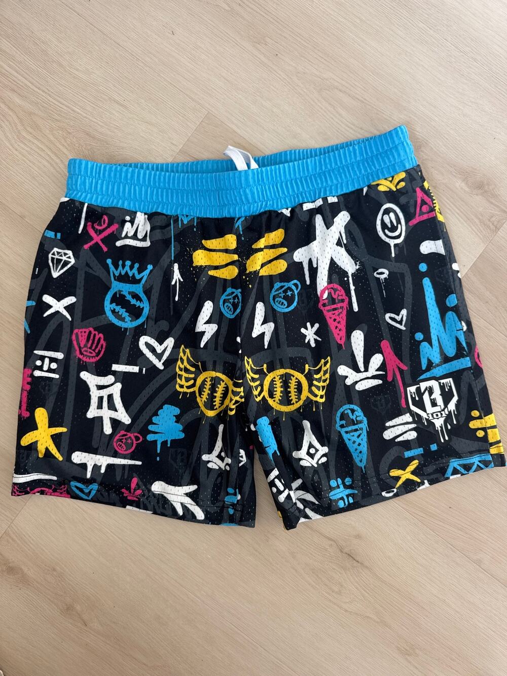 Baseballism Graffiti Print Athletic Shorts Mens Small Black Blue